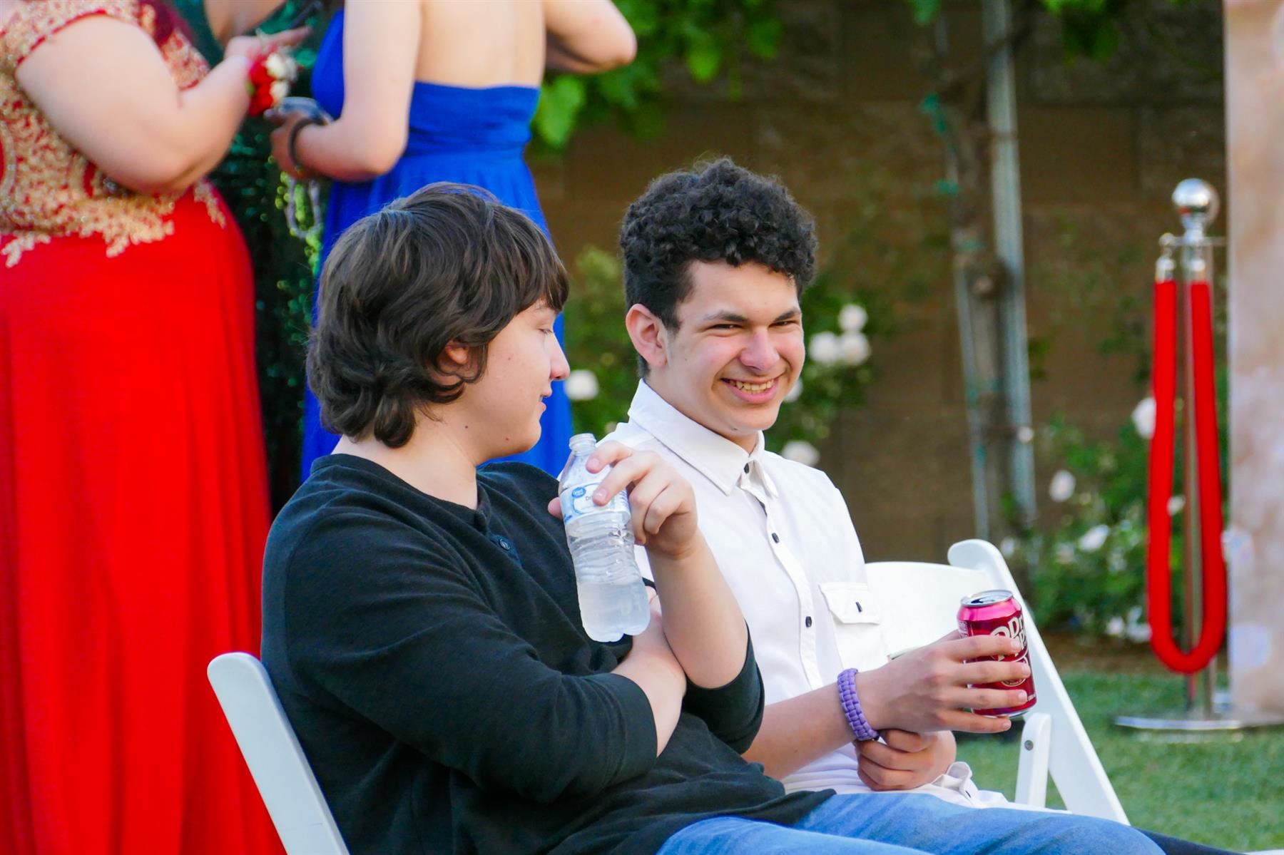mtvista_furman_hollywoodprom4